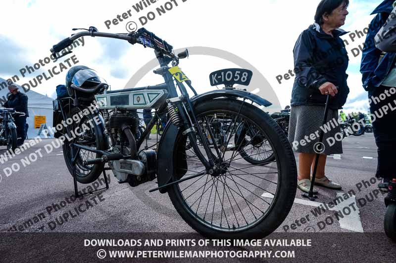 Vintage motorcycle club;eventdigitalimages;no limits trackdays;peter wileman photography;vintage motocycles;vmcc banbury run photographs